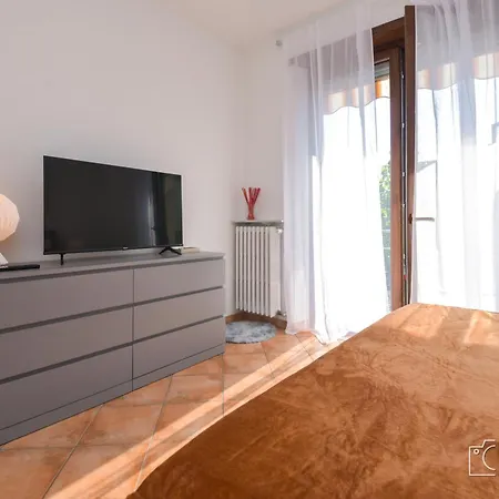 Penp - Comodo E Tranquillo - Free Wi-fi Apartamento